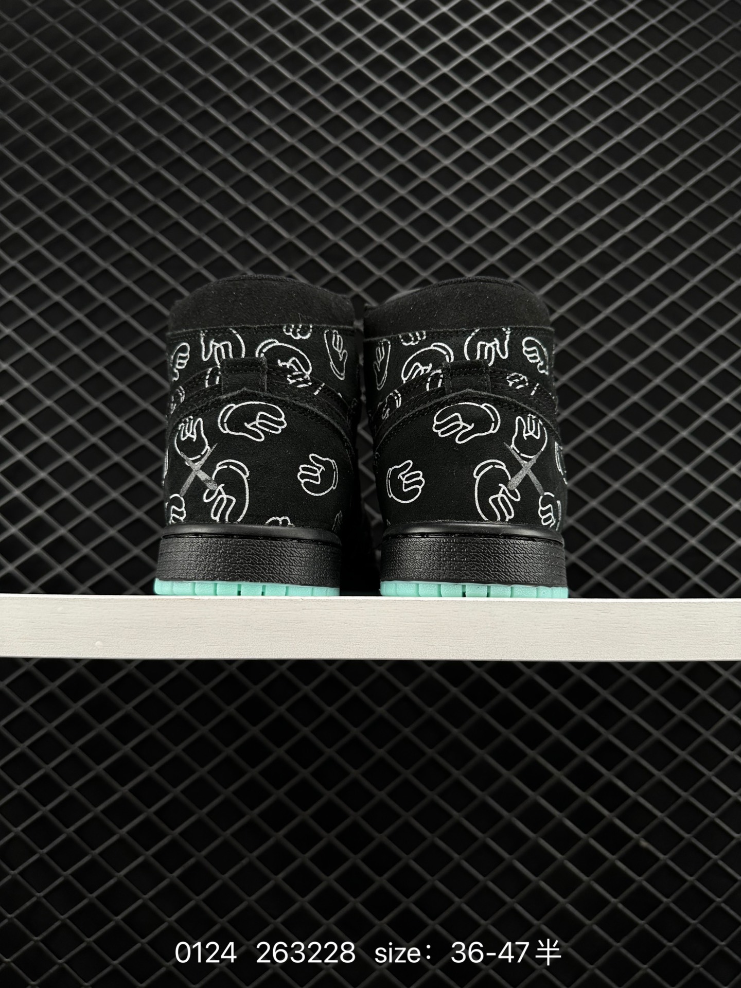 Nike Air Jordan 1 Retro High OG”Black/White“